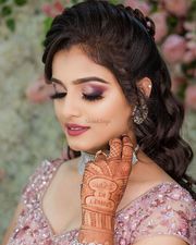 Unveiling Pune's Finest: The Best Makeup Artist in Pune 